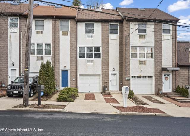 Property at 208 Ward Ave, Staten Island, NY 10304, 2 beds, 1.5 baths