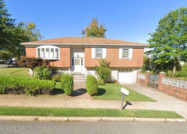 Property at 306 Todt Hill Rd, Staten Island, NY 10314, 4 beds, 2 baths