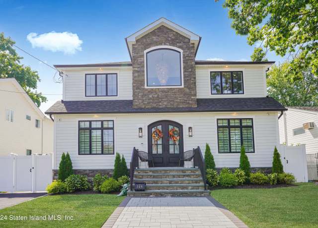 Property at 344 Beach Rd, Staten Island, NY 10312, 4 beds, 4.5 baths