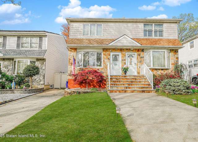 Property at 51 Tanglewood Dr, Staten Island, NY 10308, 3 beds, 2.5 baths