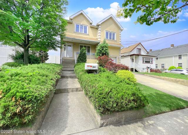 Property at 164 Lee Ave, Staten Island, NY 10307, 5 beds, 2.5 baths