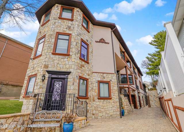 Property at 6233 Amboy Rd, Staten Island, NY 10309, 4 beds, 4.5 baths