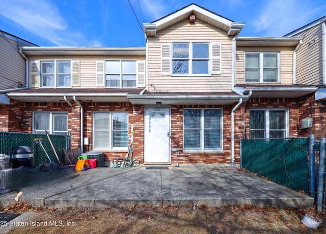 Property at 21 Navesink Pl, Staten Island, NY 10306, 2 beds, 1.5 baths