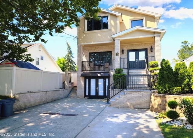 Property at 190 Manhattan St, Staten Island, NY 10307, 3 beds, 2.5 baths