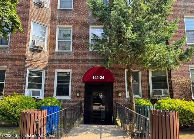 Property at 141-24 78th Rd Unit 3a, Queens, NY 11367, 3 beds, 3 baths