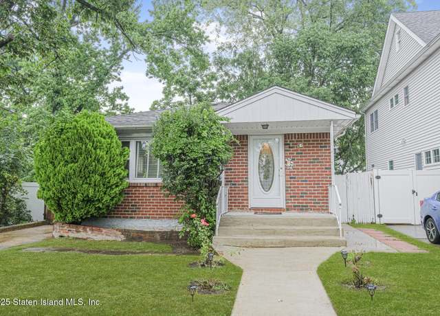 Property at 67 Archwood Ave, Staten Island, NY 10312, 3 beds, 1 bath