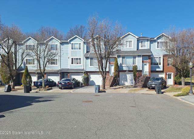 Property at 59 Pembrook Loop, Staten Island, NY 10309, 2 beds, 2.5 baths