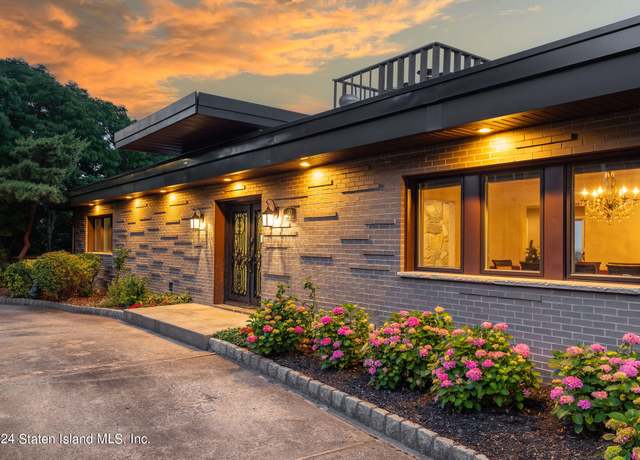 Property at 90 Flagg Pl, Staten Island, NY 10304, 4 beds, 6.5 baths