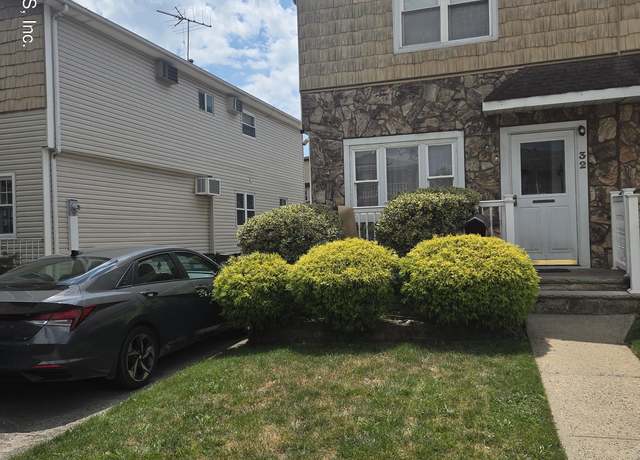 Property at 32 Amador St, Staten Island, NY 10303, 3 beds, 1.5 baths