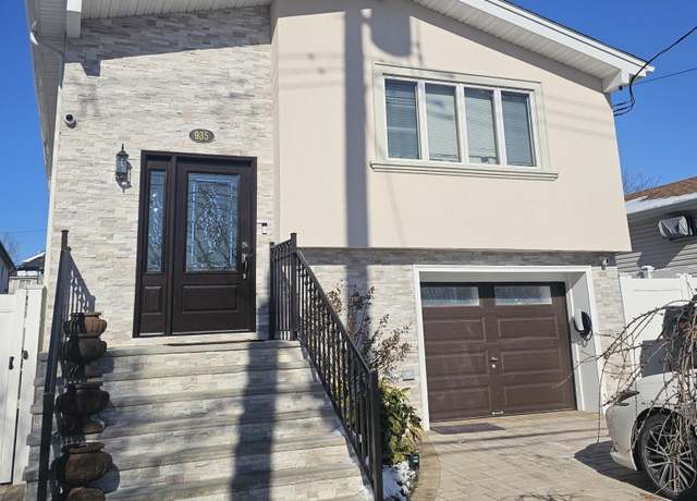 Property at 935 Sheldon Ave, Staten Island, NY 10309, 4 beds, 2 baths