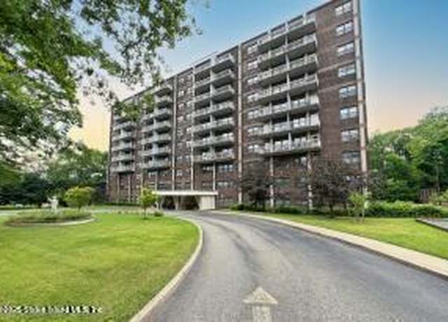 Property at 1100 Clove Rd Unit 6d, Staten Island, NY 10301, 1 bed, 1 bath