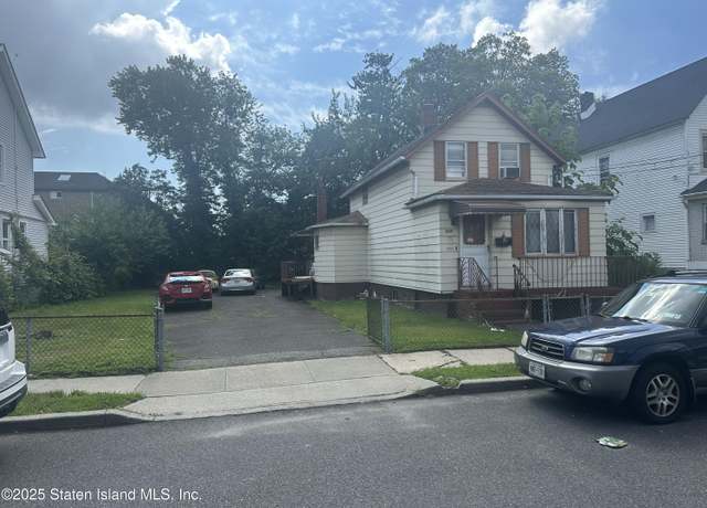 Property at 209 Simonson Ave, Staten Island, NY 10303, 2 beds, 1 bath