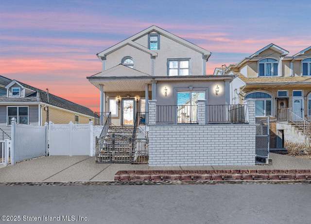 Property at 115 Baden Pl, Staten Island, NY 10306, 3 beds, 3.5 baths