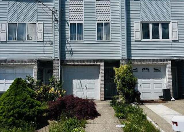 Property at 240 Granite Ave Unit B, Staten Island, NY 10303, 3 beds, 1.5 baths