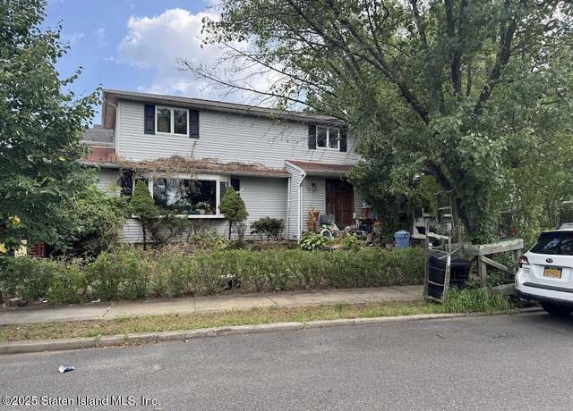 Property at 104-A Sneden Ave, Staten Island, NY 10312, 3 beds, 3.5 baths