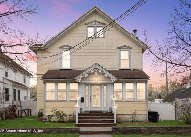 Property at 110-112 Johnson Ave, Staten Island, NY 10307, 3 beds, 3 baths