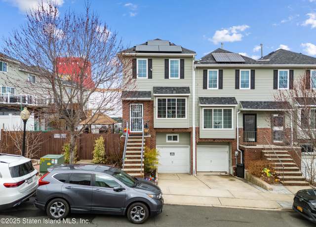 Property at 41 Burgundy Loop, Staten Island, NY 10304, 3 beds, 2.5 baths