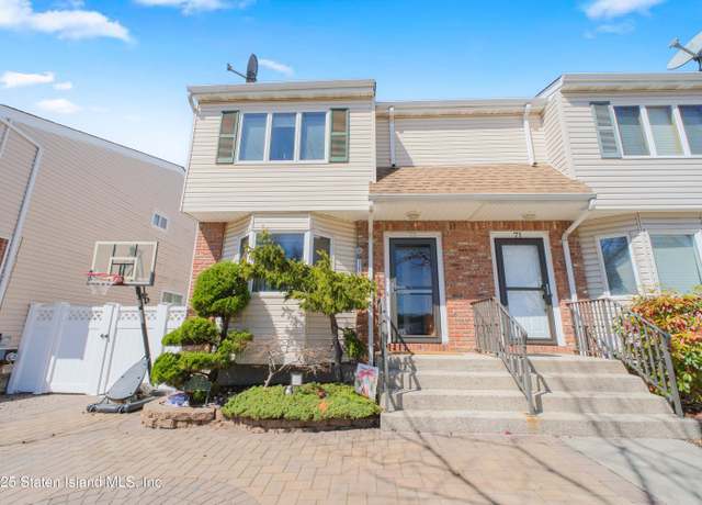 Property at 73 Ilyse Ct, Staten Island, NY 10306, 3 beds, 1.5 baths