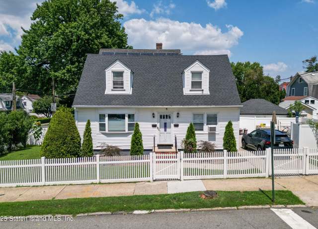 Property at 325 College Ave, Staten Island, NY 10314, 3 beds, 2 baths