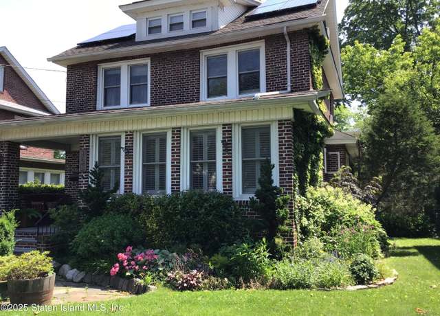 Property at 125 Fairview Ave, Staten Island, NY 10314, 5 beds, 3.5 baths