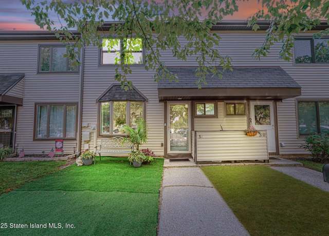 Property at 32 Gervil St, Staten Island, NY 10309, 3 beds, 1.5 baths