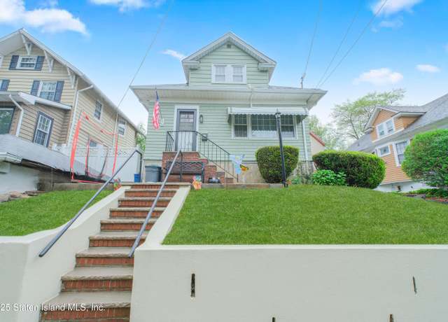 Property at 279 Saint John Ave, Staten Island, NY 10314, 4 beds, 3 baths
