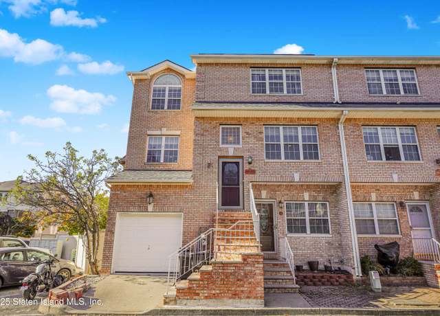 Property at 24 Daniella Ct, Staten Island, NY 10314, 3 beds, 1.5 baths