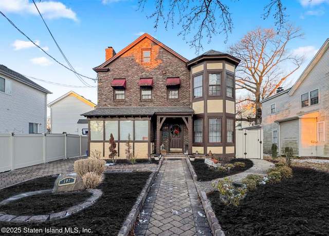 Property at 197 Johnson Ave, Staten Island, NY 10307, 4 beds, 3 baths