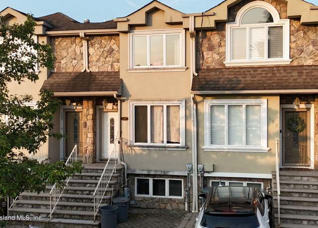 Property at 131 Ridgeway Ave, Staten Island, NY 10314, 3 beds, 2.5 baths