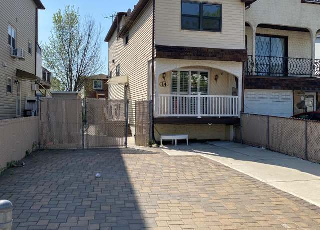 Property at 14 Goller Pl, Staten Island, NY 10314, 3 beds, 2.5 baths