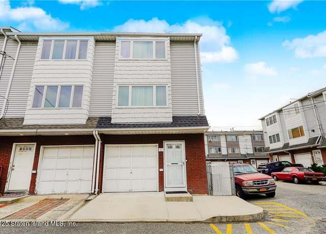 Property at 61 Avon Ln, Staten Island, NY 10314, 3 beds, 2 baths
