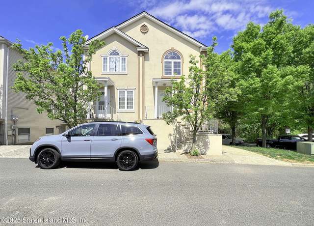 Property at 51 Erika Loop, Staten Island, NY 10312, 4 beds, 2.5 baths
