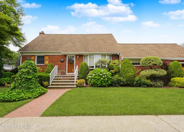 Property at 210 Lincoln Ave, Staten Island, NY 10306, 4 beds, 2 baths
