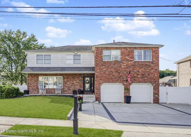 Property at 169 Crown Ave, Staten Island, NY 10312, 5 beds, 2.5 baths