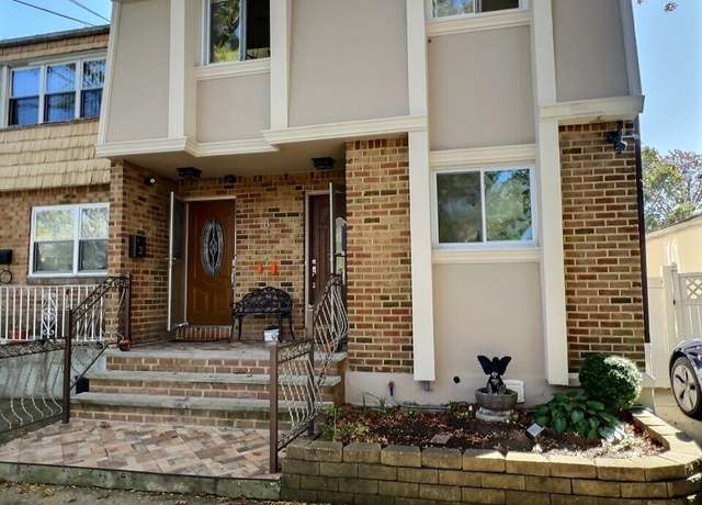 Property at 8 Remsen St, Staten Island, NY 10304, 8 beds, 5 baths