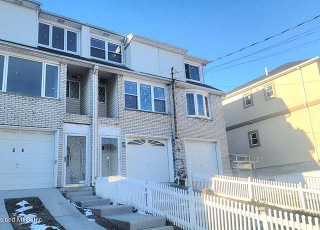 Property at 26 Mapleton Ave, Staten Island, NY 10306, 2 beds, 2.5 baths