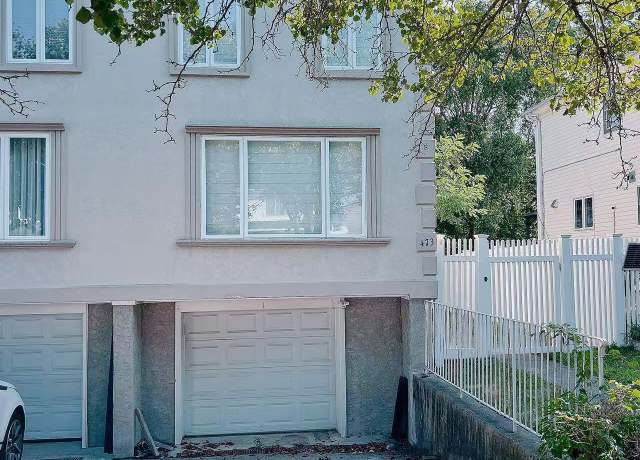 Property at 473 Dongan Hills Ave, Staten Island, NY 10305, 3 beds, 2 baths