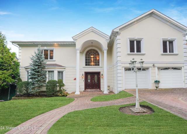 Property at 476 St George Rd, Staten Island, NY 10306, 4 beds, 4.5 baths