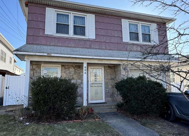 Property at 664 S Gannon Ave, Staten Island, NY 10314, 3 beds, 2.5 baths