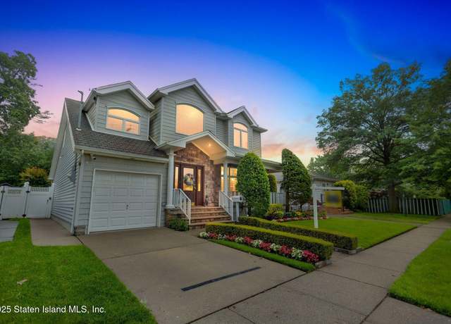 Property at 117 Exeter St, Staten Island, NY 10308, 4 beds, 3.5 baths