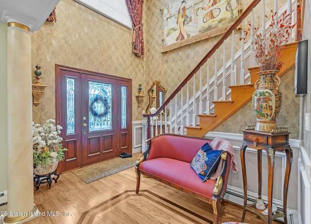 Property at 117 Exeter St, Staten Island, NY 10308, 4 beds, 3.5 baths