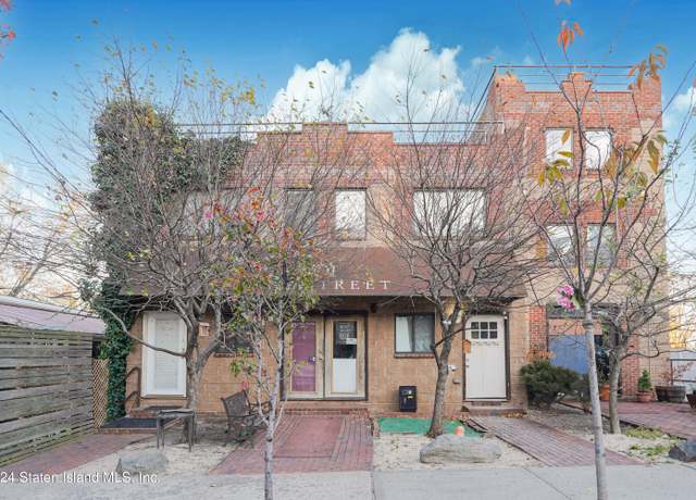 Property at 701 Bay St, Staten Island, NY 10304, 4 beds, 3 baths