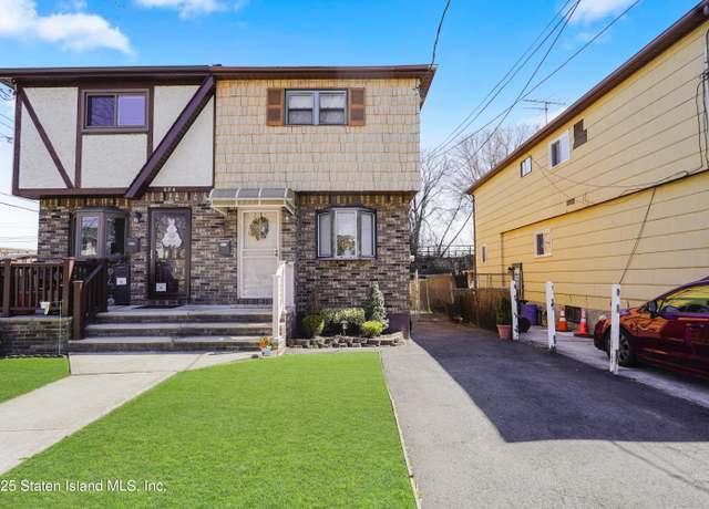 Property at 688 N Railroad Ave, Staten Island, NY 10304, 3 beds, 1.5 baths
