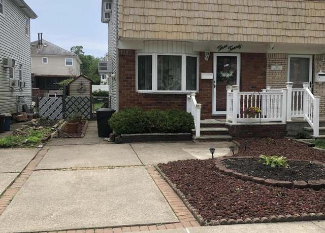 Property at 320 Fairbanks Ave, Staten Island, NY 10306, 3 beds, 1.5 baths