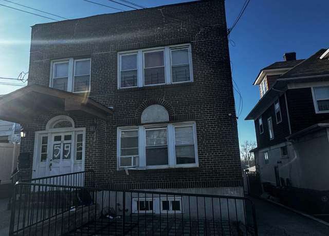 Property at 59 Oxford Pl, Staten Island, NY 10301, 8 beds, 4 baths