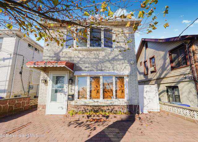 Property at 235 Father Capodanno Blvd, Staten Island, NY 10305, 3 beds, 2 baths