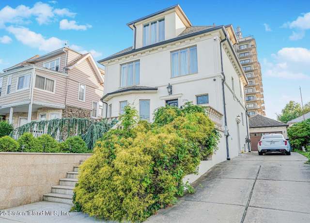 Property at 296 Edgewater St, Staten Island, NY 10305, 5 beds, 4 baths