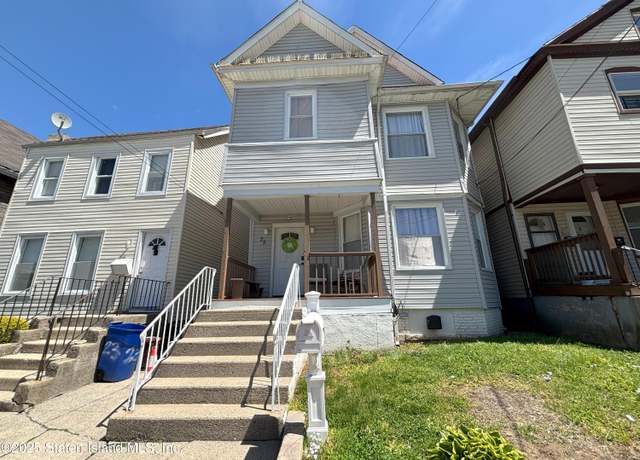 Property at 25 Elizabeth St, Staten Island, NY 10310, 8 beds, 2 baths
