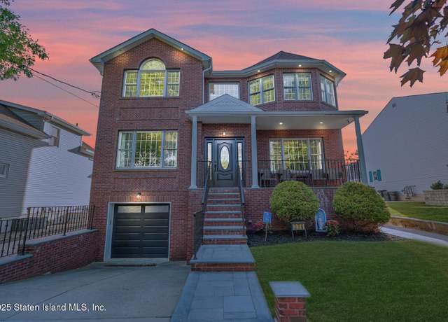 Property at 376 Manhattan St, Staten Island, NY 10307, 4 beds, 2.5 baths