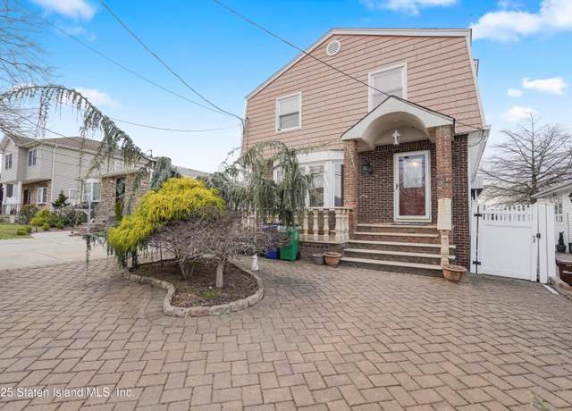 Property at 192 Ramapo Ave, Staten Island, NY 10309, 4 beds, 2.5 baths